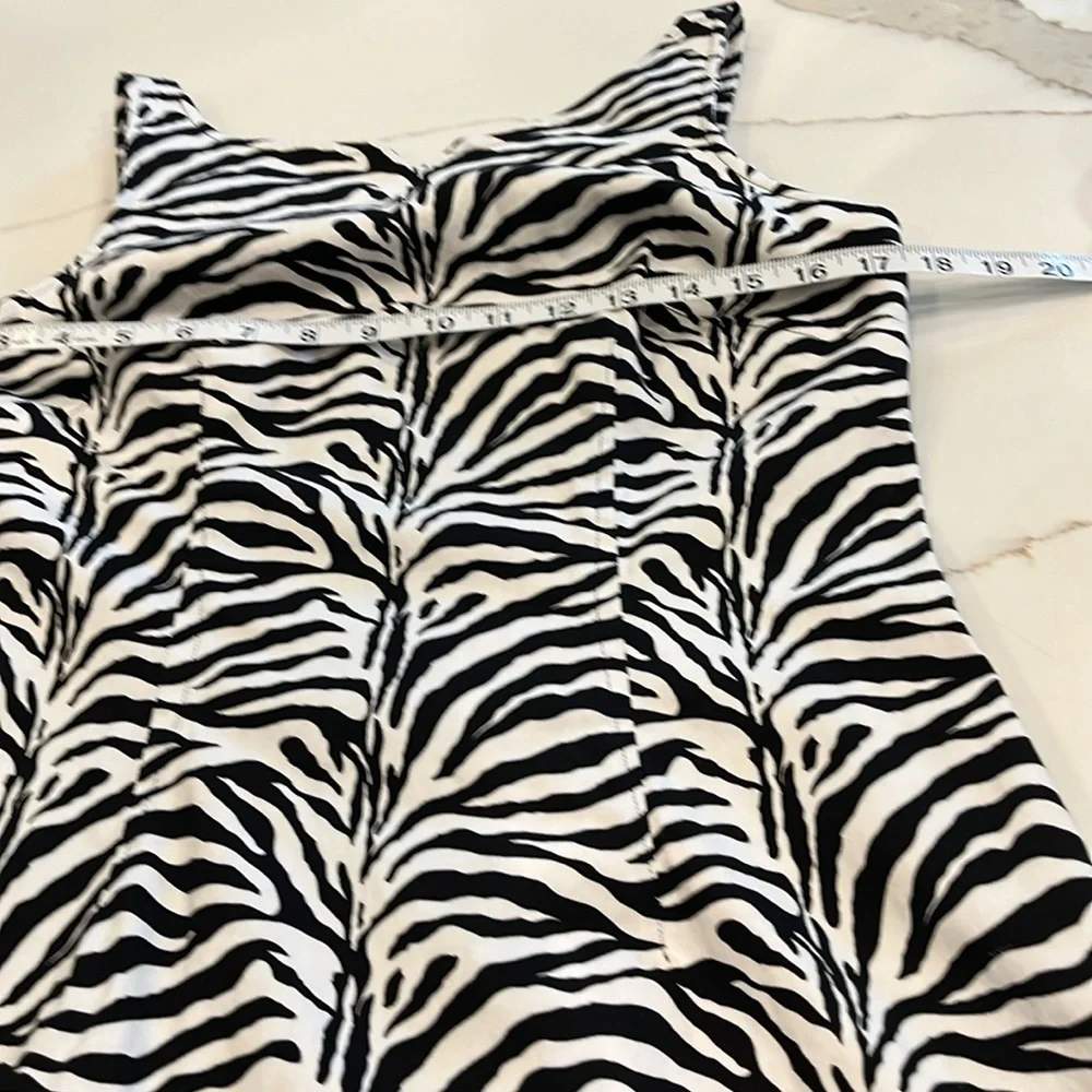 California Concepts Zebra print sleeveless dress. Sz 12 Great for Summer - Picture 12 of 16